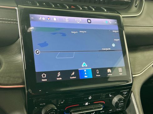 Used 2021 Jeep Grand Cherokee L Limited w/ Trailer Tow Group (B) image 13