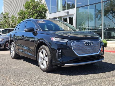 Used 2022 Audi Q4 e-tron Prestige AWD/4WD image 3
