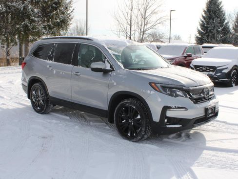 Certified 2022 Honda Pilot Special Edition image 3