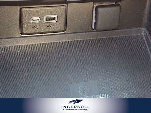 Used 2024 GMC Yukon XL AT4 image 29