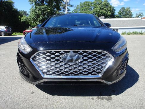 Used 2018 Hyundai Sonata Limited FWD image 2