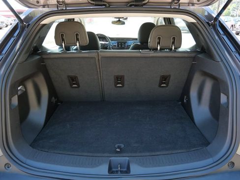 Used 2023 Chevrolet Bolt EUV LT w/ Driver Confidence Package FWD image 9