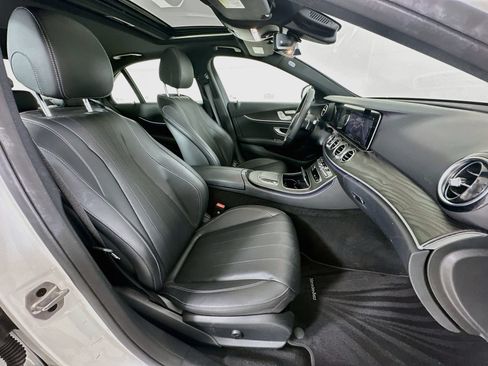 Used 2023 Mercedes-Benz E 350 Sedan image 31