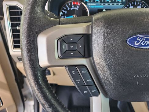 Used 2018 Ford F250 Lariat w/ Lariat Value Package AWD/4WD image 44