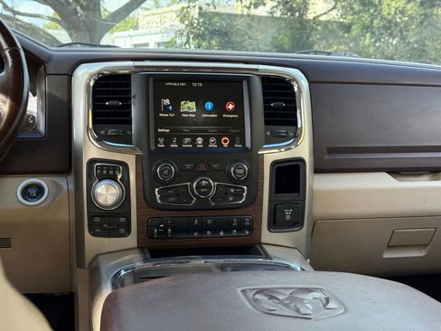 Used 2015 RAM 1500 Laramie w/ Convenience Group image 24