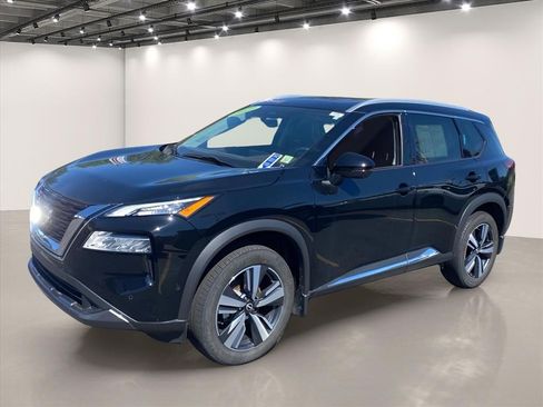 Used 2023 Nissan Rogue SL w/ SL Premium Package AWD/4WD image 3