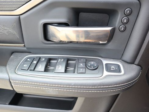 Used 2019 RAM 2500 Limited image 24