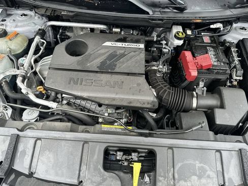 Used 2025 Nissan Rogue SV AWD/4WD image 19