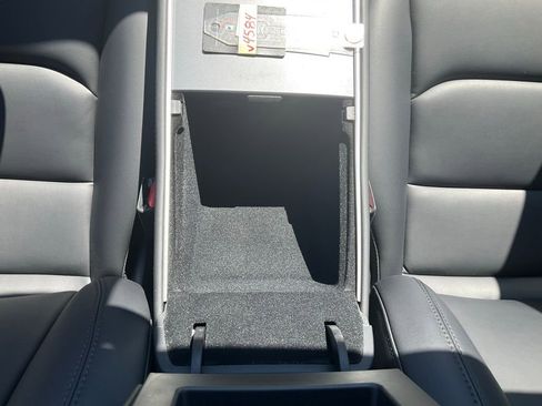 Used 2023 Tesla Model 3 Standard Range image 47