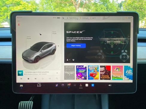 Used 2025 Tesla Model Y Performance AWD/4WD image 28