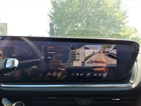 Used 2025 Buick Envision Preferred image 18