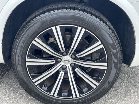 Certified 2023 Volvo XC90 B5 Plus w/ Protection Package AWD/4WD image 9