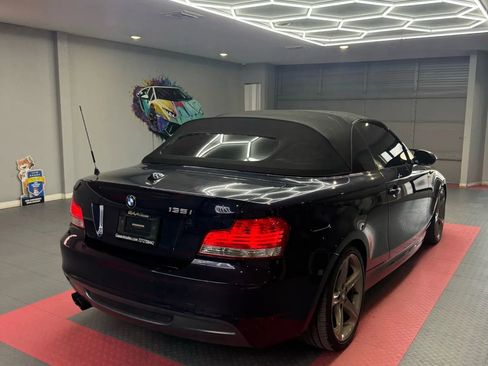 Used 2008 BMW 135i Convertible image 19