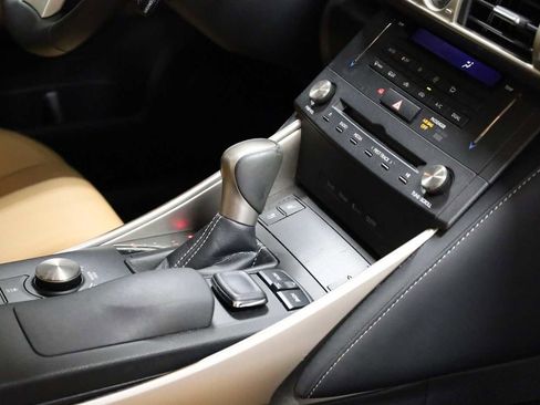 Used 2016 Lexus IS 200t image 20