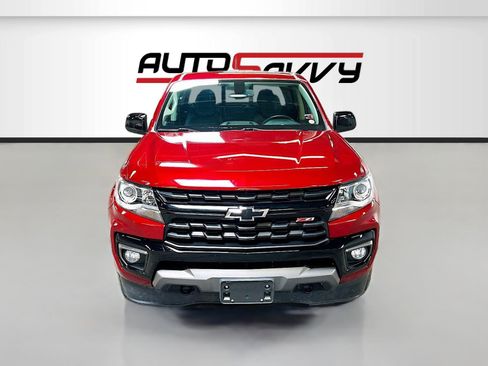 Used 2021 Chevrolet Colorado Z71 AWD/4WD image 2