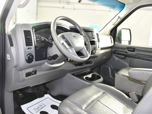 Used 2018 Nissan NV 1500 S RWD image 2