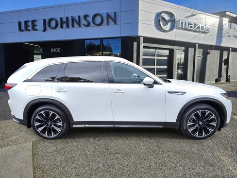 Used 2024 MAZDA CX-90 Plug-In Hybrid w/ Premium Plus AWD/4WD image 6
