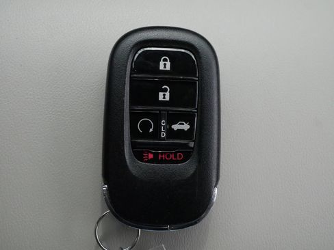 Certified 2023 Honda Accord LX image 33