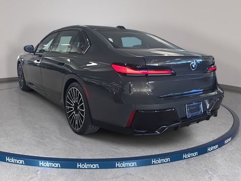 New 2026 BMW 740i w/ Premium Package image 7