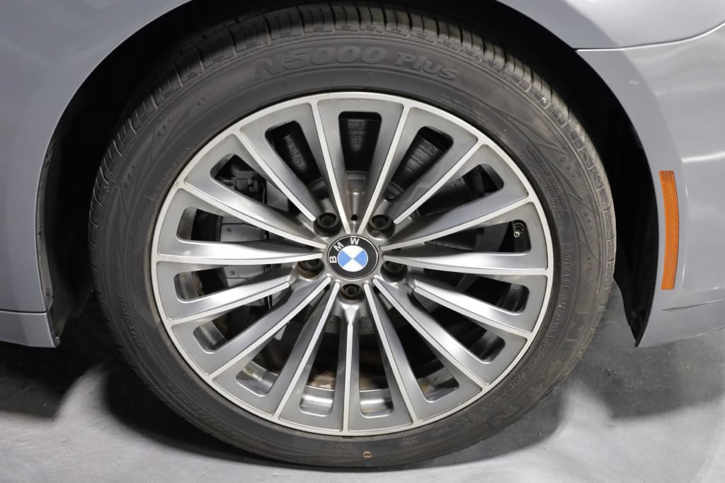 Used 2012 BMW 740Li RWD image 38