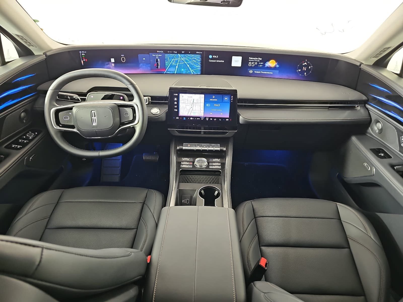 Used 2026 Lincoln Nautilus Premier w/ Equipment Group 102A AWD/4WD image 11