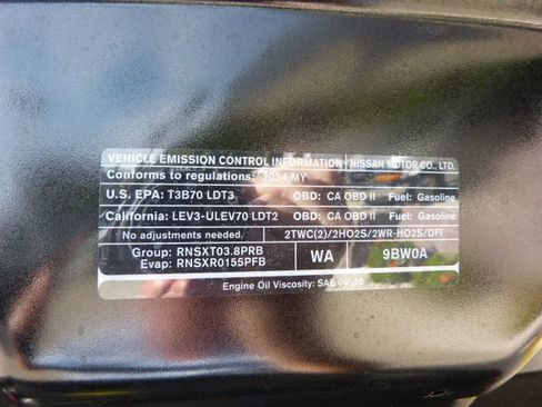 Used 2024 Nissan Frontier SV w/ SV Convenience Package image 39