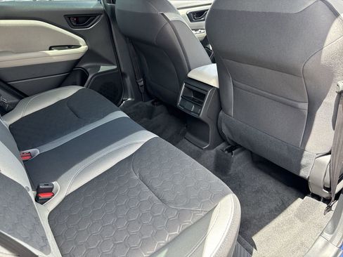 New 2026 Subaru Forester AWD/4WD image 9