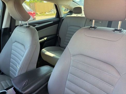 Used 2015 Ford Fusion S FWD image 11