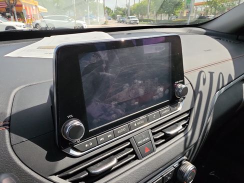 Used 2019 Nissan Altima 2.5 SR w/ SR Premium Package FWD image 20
