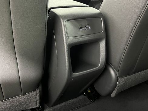 New 2026 Chevrolet Trax RS w/ Sunroof Package FWD image 23
