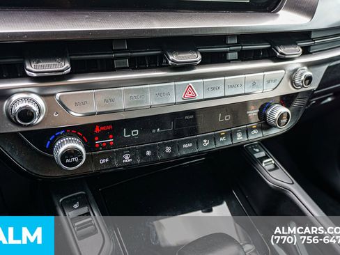 Used 2025 Kia Telluride S AWD/4WD image 46