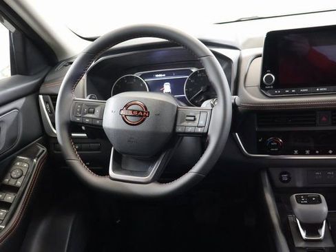 New 2026 Nissan Rogue SV AWD/4WD image 14