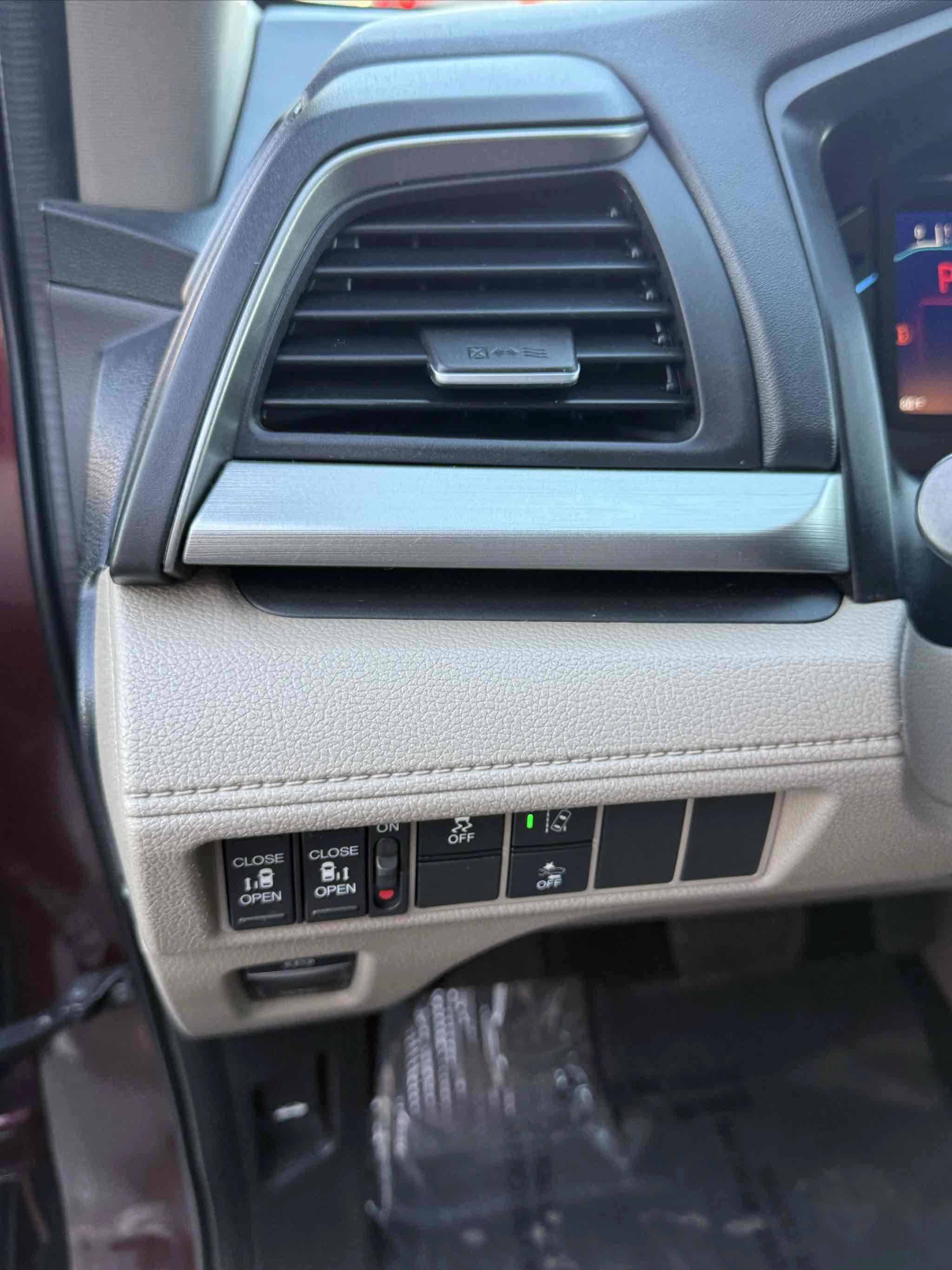 Used 2019 Honda Odyssey EX image 88