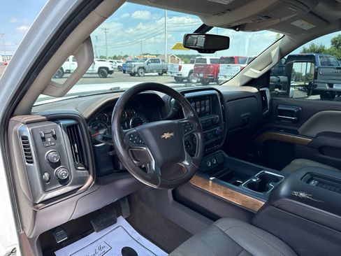 Used 2018 Chevrolet Silverado 3500 LTZ w/ Duramax Plus Package AWD/4WD image 13