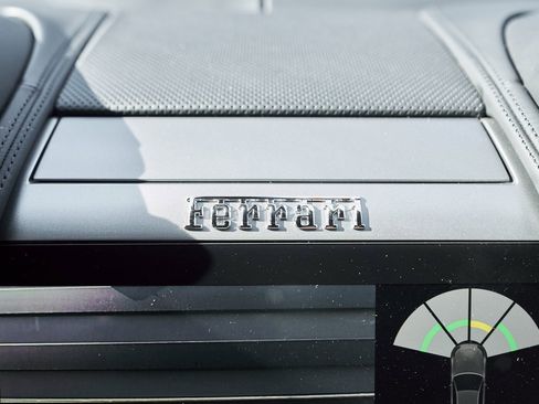 Used 2018 Ferrari GTC4Lusso image 72