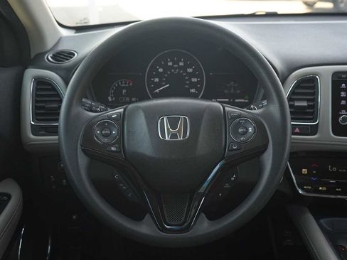 Used 2019 Honda HR-V EX image 16
