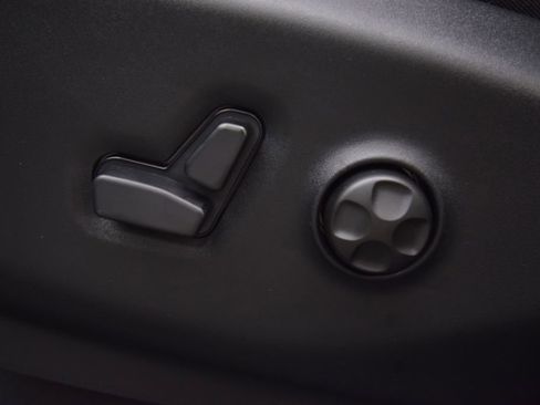 New 2026 Chrysler Pacifica Limited w/ S Appearance Package image 32