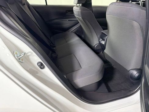 Used 2025 Toyota Corolla LE image 15