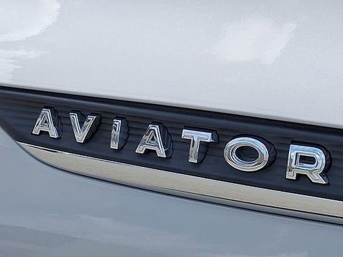 Used 2024 Lincoln Aviator Reserve w/ Elements Package Plus AWD/4WD image 30