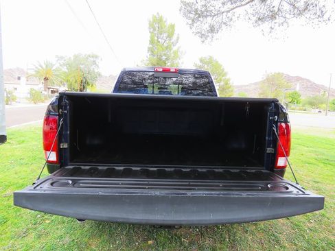 Used 2012 RAM 1500 Big Horn w/ Remote Start & Security Group AWD/4WD image 8