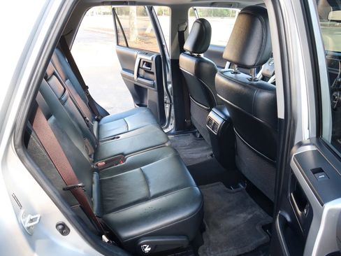 Used 2011 Toyota 4Runner Limited image 18