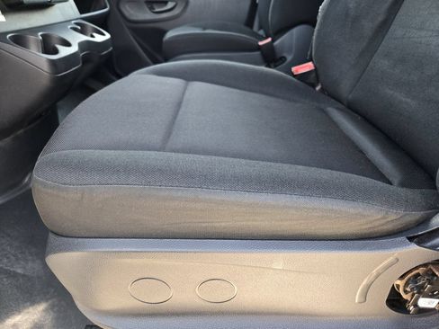 Used 2019 Mercedes-Benz Sprinter 170 image 24