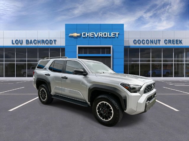 Used 2025 Toyota 4Runner TRD Off-Road Premium AWD/4WD image 2