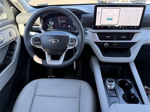 New 2026 Ford Explorer Active w/ Active Comfort Package image 14