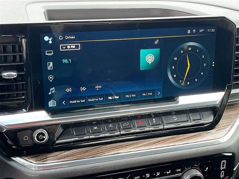 Used 2024 Chevrolet Silverado 1500 RST w/ Z71 Off-Road Package image 15