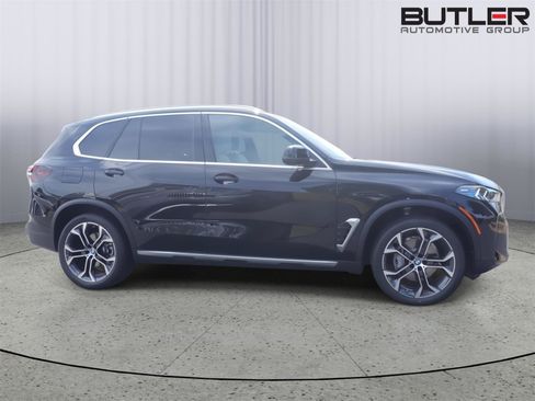 New 2026 BMW X5 sDrive40i w/ Climate Comfort Package RWD image 7