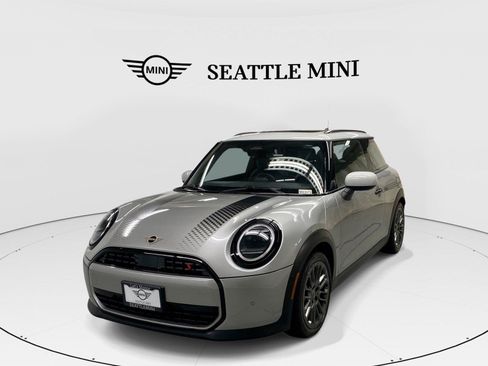 Used 2026 MINI Cooper S FWD image 1