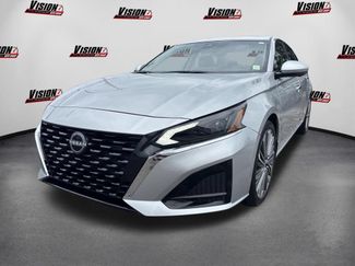 Certified 2025 Nissan Altima 2.5 SL FWD 360° Tour