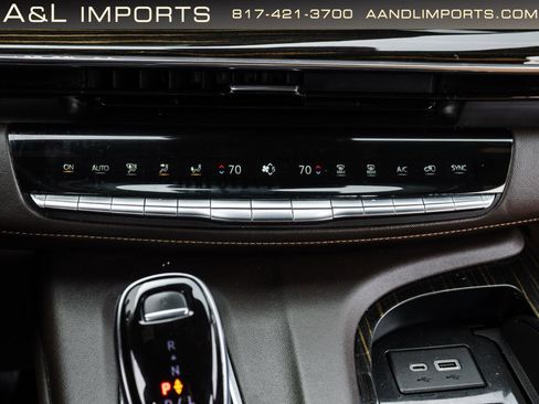 Used 2022 Cadillac Escalade Premium Luxury w/ Performance Package image 49