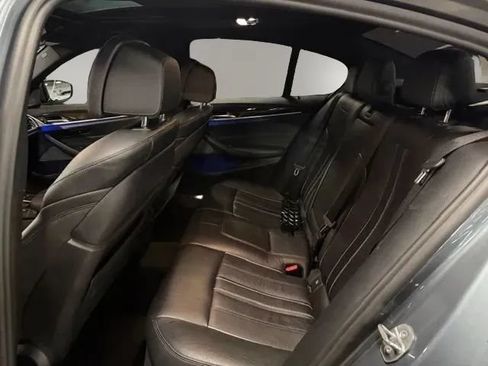 Used 2019 BMW 540i w/ M Sport Package RWD image 10